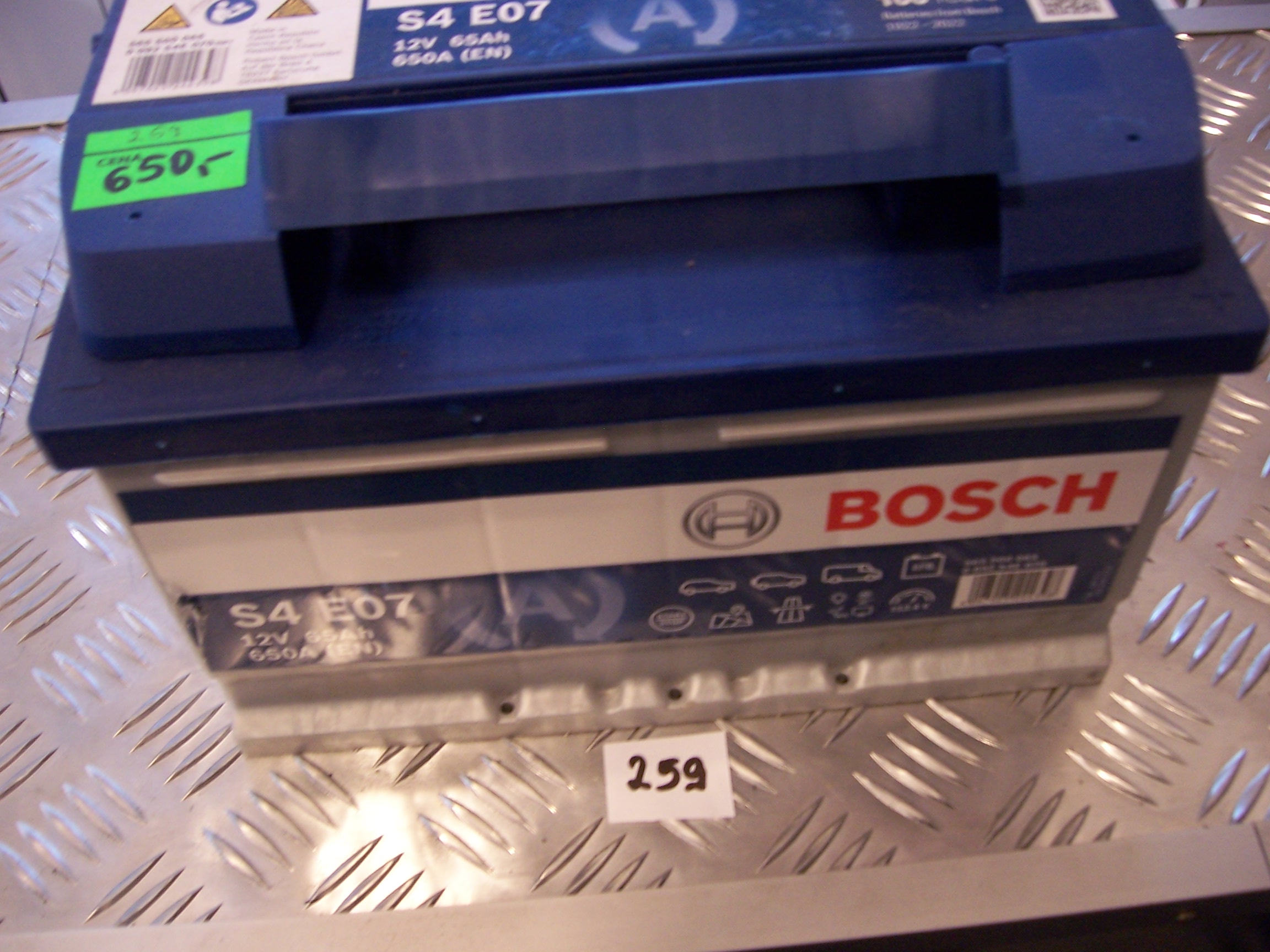 Akumulator BOSCH 12V 65Ah/650A P+278x175x175